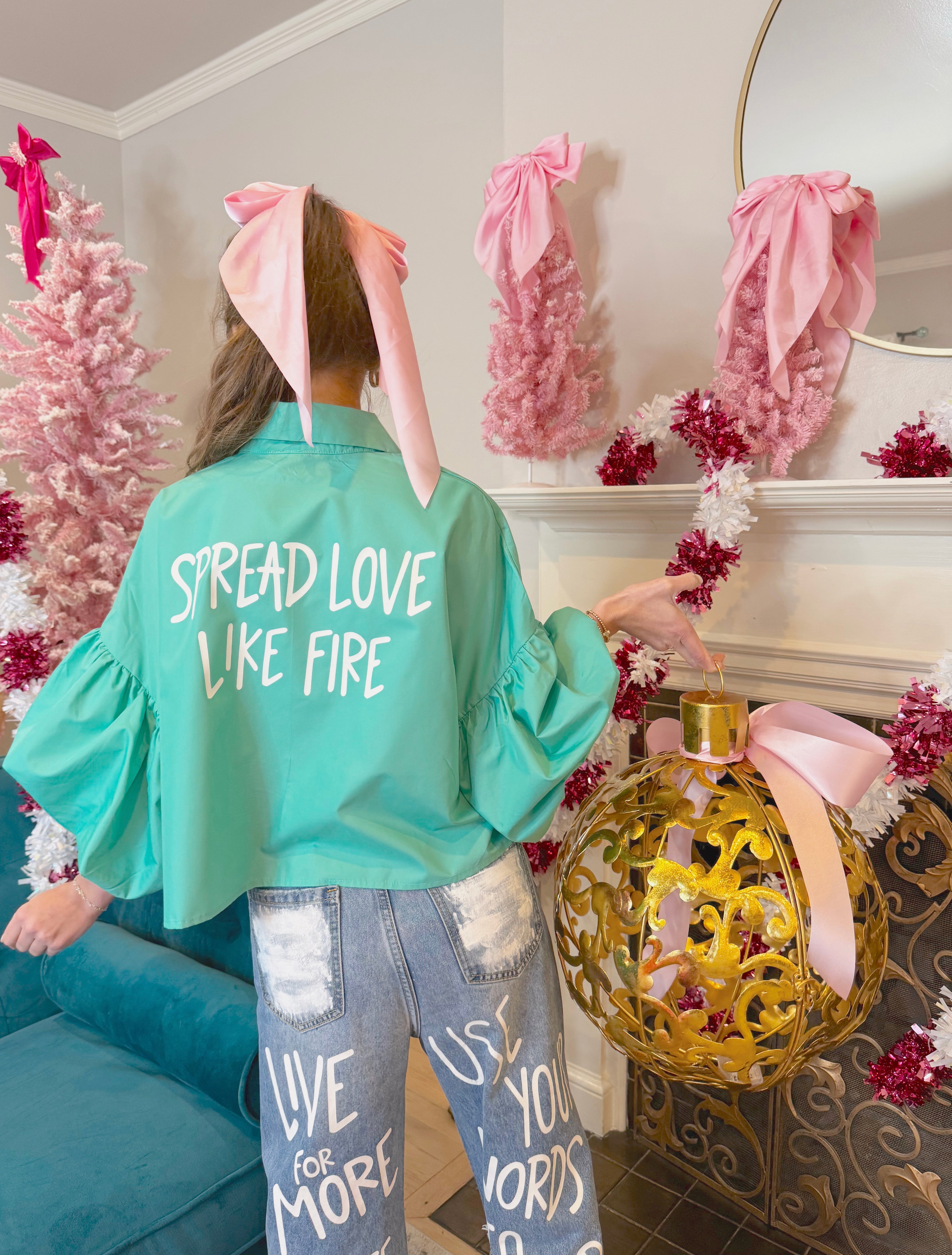 "Spread Love Like Fire" Bubble Sleeve Top
